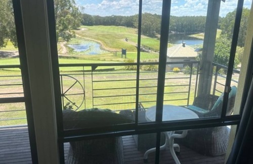 Salamander Bay Apartamento | Luxury Golf Course Townhouse, direct golf course frontage-FREE NIGHTS