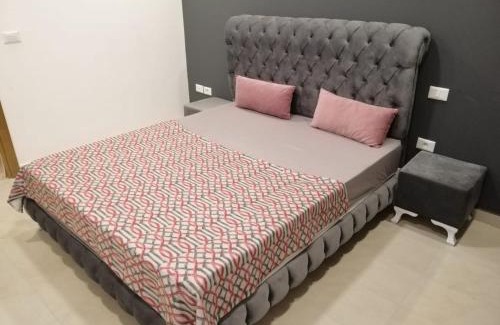 Cite Les Palmeraies Apartamento | Luxury green appartement aouina wahat