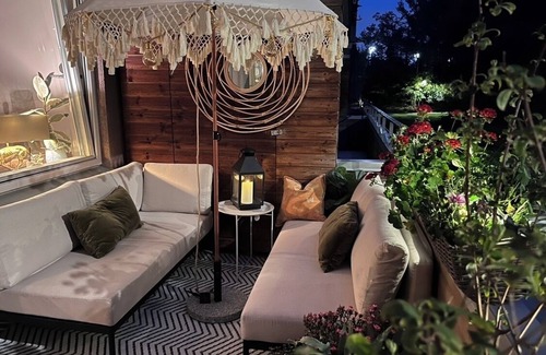 Hagersten Apartamento | Luxury Green Home. Central Stockholm. Pets are welcome. Family friendly.terrace