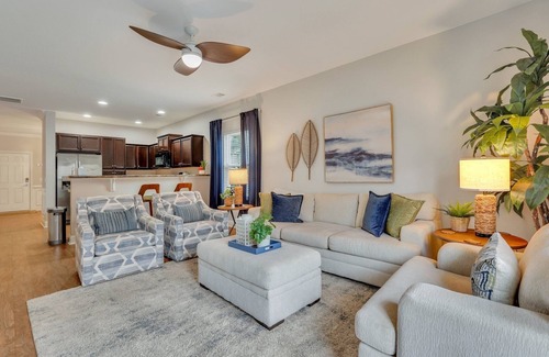 Savannah Casa | Luxury Group Retreat. Kid and Pet Friendly