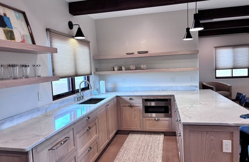 Elgin Cabaña | Luxury guest house on a private ranch in Arizona's wine country