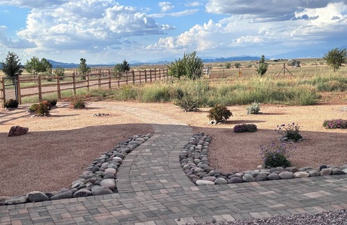 Elgin Cabaña | Luxury guest house on a private ranch in Arizona's wine country