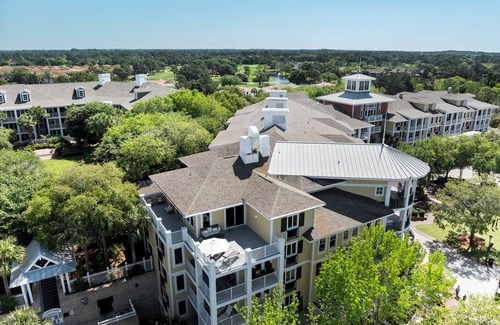 Baytowne Wharf Condominio | Luxury Gulf Bay-View 2BR Private Balcony Sandestin Resort Pools, Beach & Dining