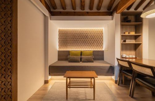 Seochon Villa | Luxury Hanok Blissful House