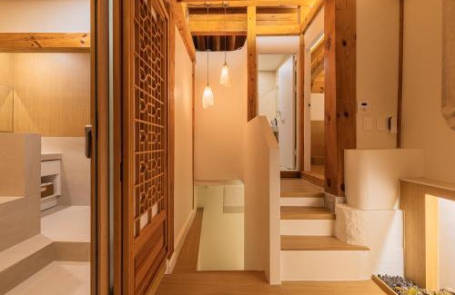 Seochon Apartamento | Luxury Hanok Stay Yeonsoom