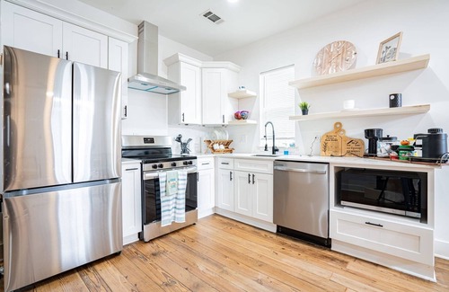 Central City Casa | Luxury Heart of Nola,Uptown Near St. Charles