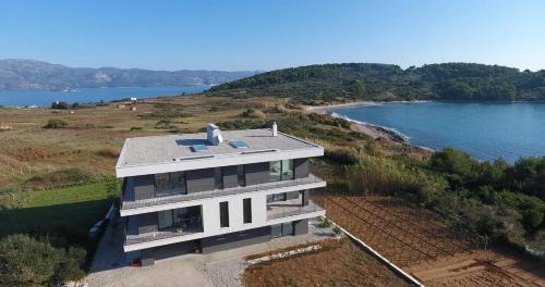 Lumbarda Apartamento | Luxury Hidden Oasis - Greca
