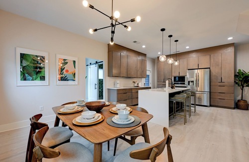 New Pathways Casa | Luxury High End Downtown Living