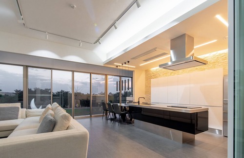 Maeganeku Casa | Luxury Hillside Villa with Sea Views