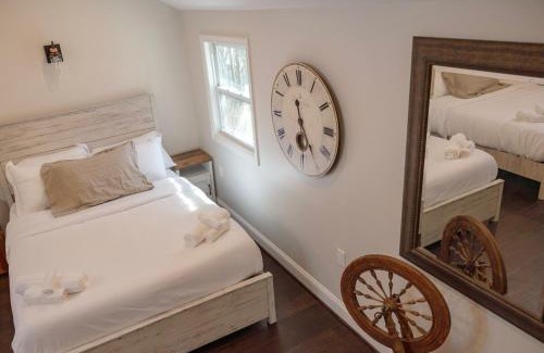 Cleveland Park Casa | Luxury Historic Carriage House