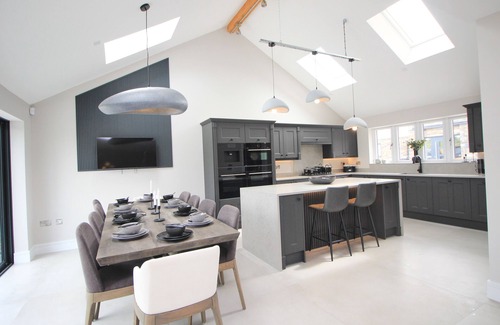 St Merryn Casa | Luxury holiday home with hot tub