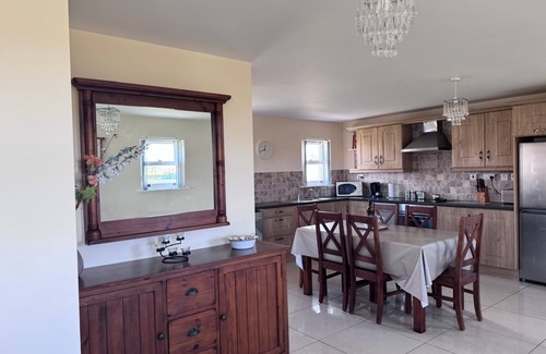 Bunbeg Casa | Luxury Holiday Home in Bunbeg - Perfect Coastal Getaway