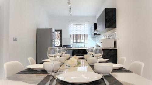 Flic-en-Flac Casa | Luxury Holiday Home with private rooftop