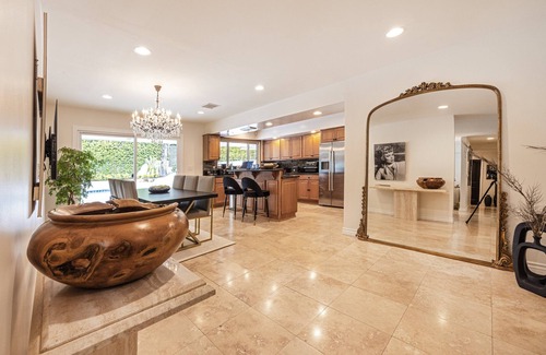 Hollywood Hills West Casa | Luxury Hollywood Hills Villa: Heated Pool, Peaceful and Private, Unique Design