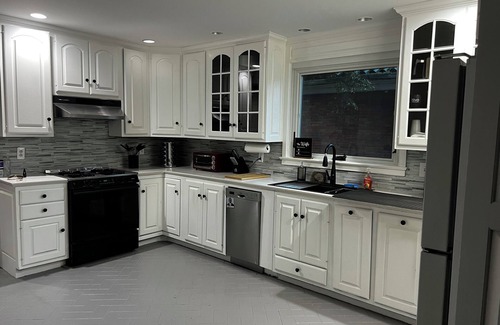 Hillside Casa | Luxury Home; 10mins to EWR; 30 to NYC, 20min American Dream Mall & 20min Metlife