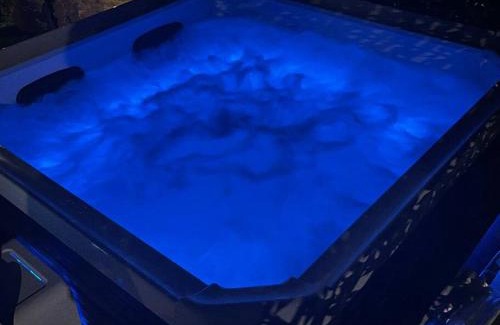 Casteldaccia Villa | Luxury home A Casuzza con Jacuzzi vicina al mare