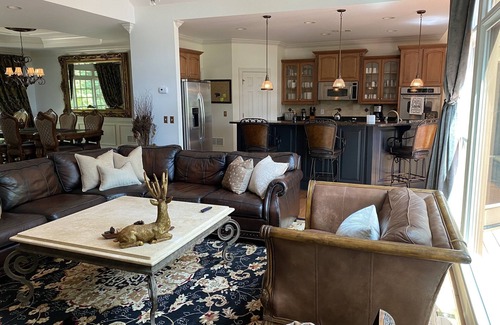 Big Canoe Casa | Luxury Home Big Canoe Near Main Gate