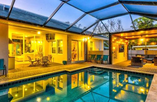 Ringling Park Casa | Luxury Home in Downtown Sarasota, HTD POOL/Hot tub