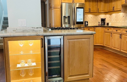 Laguna Niguel Casa | Luxury - Villa Style Townhome