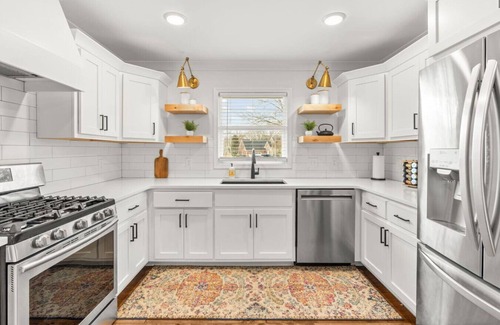 Murfreesboro Casa | Luxury Home - Pool- Large Groups