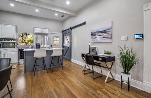 McKinney Casa | Luxury Home Stay Near Historic Downtown McKinney