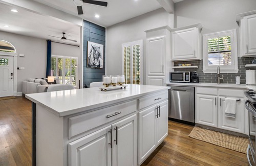 McKinney Casa | Luxury Home Stay Near Historic Downtown McKinney