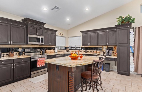 Phoenix Casa | Luxury home w/ Heated Pool & Hot Tub | Pool Table | King Beds | Fire Pit & Grill