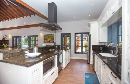 Lawson Rock Casa | Luxury home with 2 pools at Lawson Rock- Casa Coralina