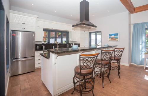 Lawson Rock Casa | Luxury home with 2 pools at Lawson Rock- Casa Coralina
