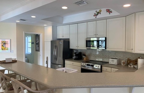 Lubbers Quarters Cay Casa | Luxury Home with Stunning Views