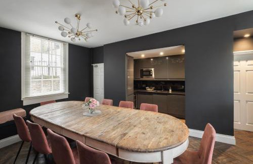 Bath Casa | Luxury Home with Terrace in Central Bath Sleeps 10