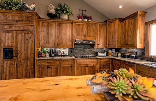 Pagosa Springs Casa | New Hot Tub! Quality Home with Amazing Views, near San Juan Forest A/C