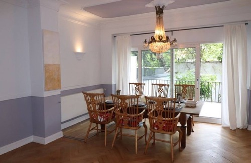 Duesseltal Apartamento | Luxury Home2You in Düsseldorf for Business and Holiday