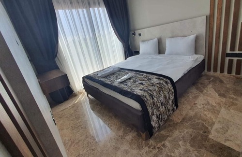 Kyrenia Casa | Luxury Hotel Room w Pool Near Beach in Kyrenia