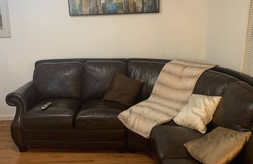 Elmont Casa | Luxury house 5 minutes from JFK airport great location UBS stadium 2 blocks