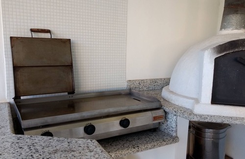 Salto Casa | CASA DE LUJO EN CONDOMINIO CERRADO CON PISCINA Y PISTA DE TENIS PRIVADO