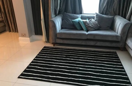Hatch End Casa | Luxury House in Pinner, 30 min to Central London!
