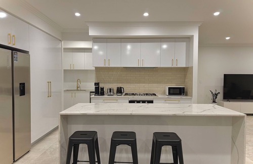 Morley Casa | Luxury House in the centre of Perth with hot tub