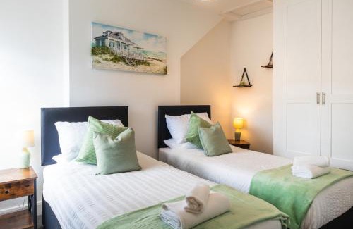 Mumbles Casa | Luxury House in the Heart of Mumbles Village