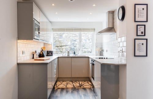 Mumbles Casa | Luxury House in the Heart of Mumbles Village