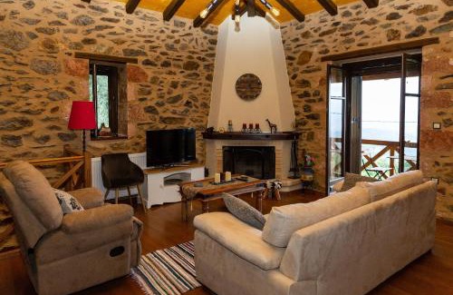 Pikoulianika Casa | Luxury House In The Hills