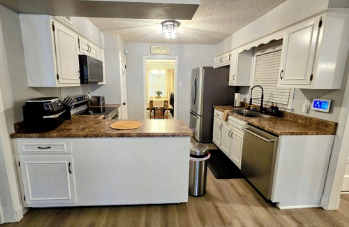Ellendale Casa | Luxury House Perfect for Family Weekends!