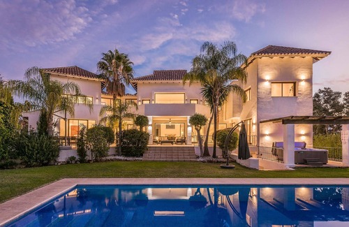 Marbella Cabina | casa de lujo con bonita piscina y amplio jardin