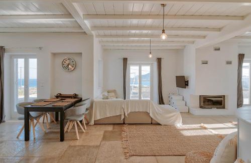 Antiparos Apartamento | Luxury house with great view at sea and Despotiko