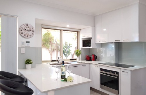Victoria Park Casa | LUJOSA CASA DE 3 DORMITORIOS A 5 MIN DE PERTH CITY + CROWN + STADIUM