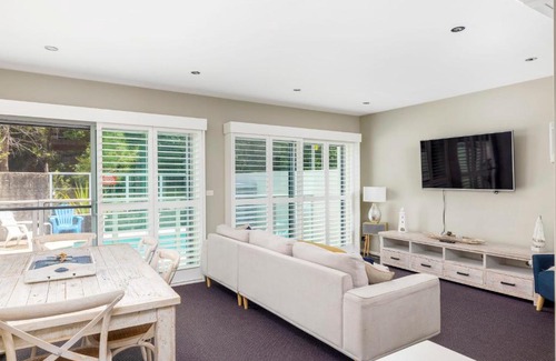 Salamander Bay Apartamento | Luxury in Oaks Pacific Blue!
