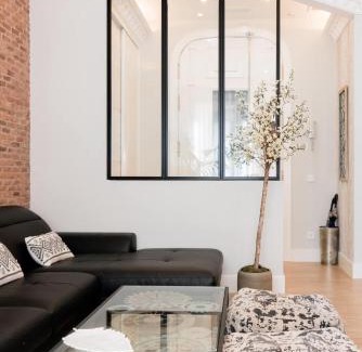 Figueras (Castropol) Hotel | Luxury in the center of - Madrid