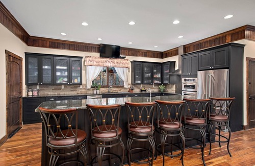 Farmington Casa | Luxury in the Heart of Nemacolin, the Laurel Mountains Most Idyllic Resort Area.
