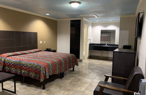 Greater Fondren Southwest Hotel | Mustang Inn