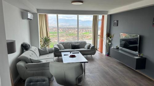 Skopje Apartamento | Luxury Jacuzzi Apartment City View Free Parking